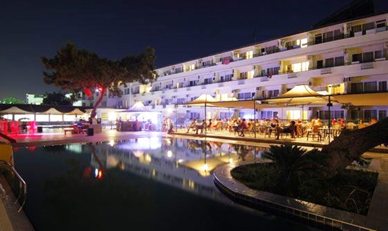 Aqua Bella Beach Hotel